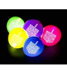 Ballons lumineux de Hanoucca